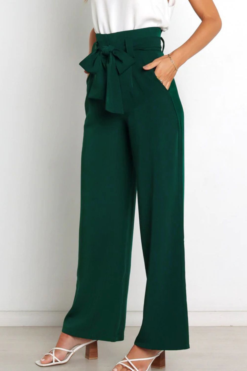 Pantalon paperbag moderne taille haute avec nœuds
