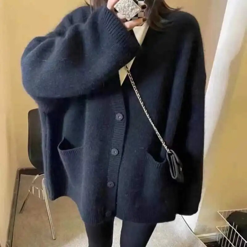 Cardigan élégant à boutons pour femme