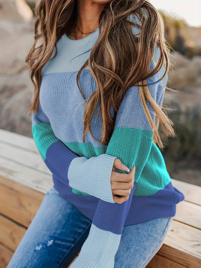 Pull pour femme élégant motif rayé moderne