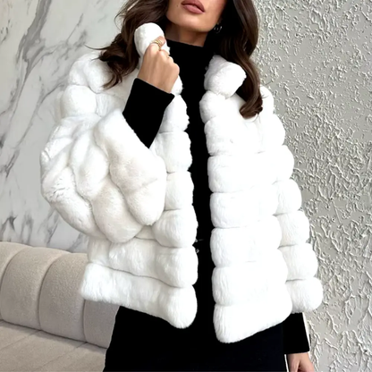 Manteau en fausse fourrure long et élégant pour femme