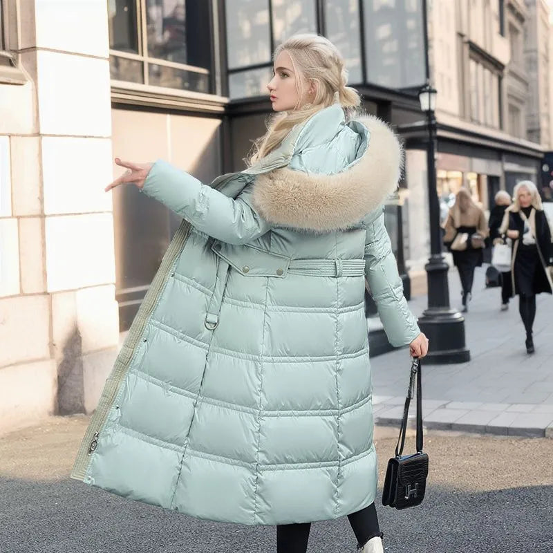 Manteau long d'hiver élégant pour femme avec garniture en fourrure