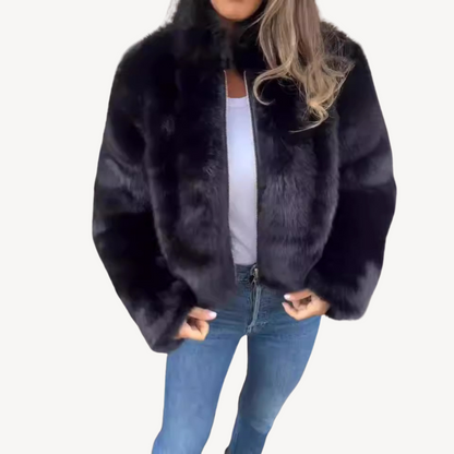 Veste femme stylée en fausse fourrure avec fermeture éclair