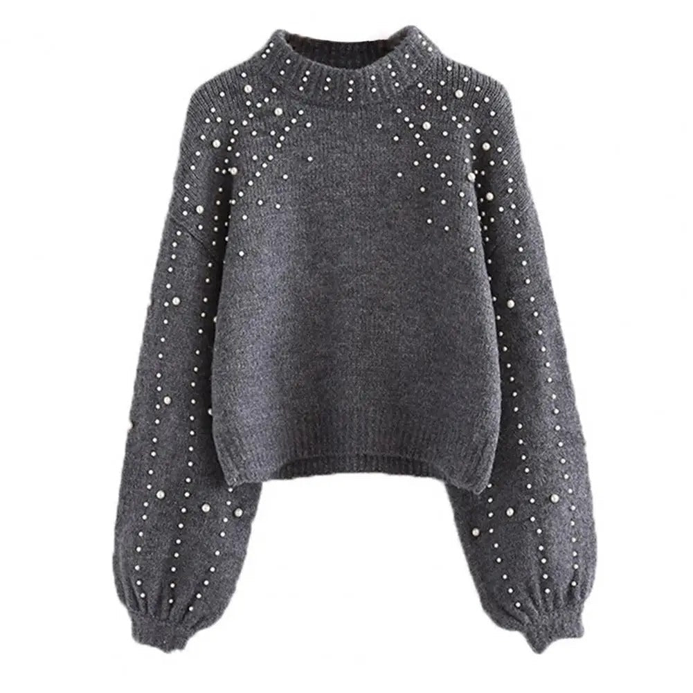 Haut tricoté doux femme moderne