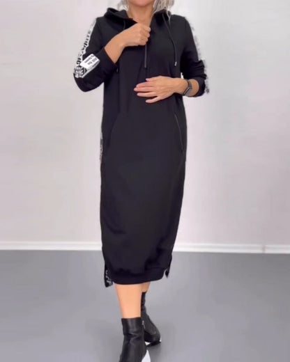 Robe pratique avec fermeture éclair et capuche