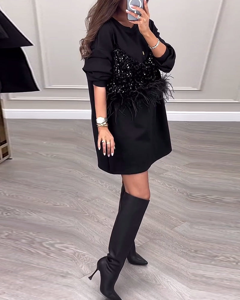 Elegantes Partykleid Mit Pailletten Und Federn - IdealeKleiden