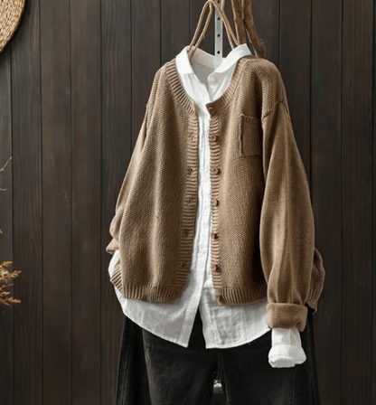 Cardigan élégant pour femme avec boutons