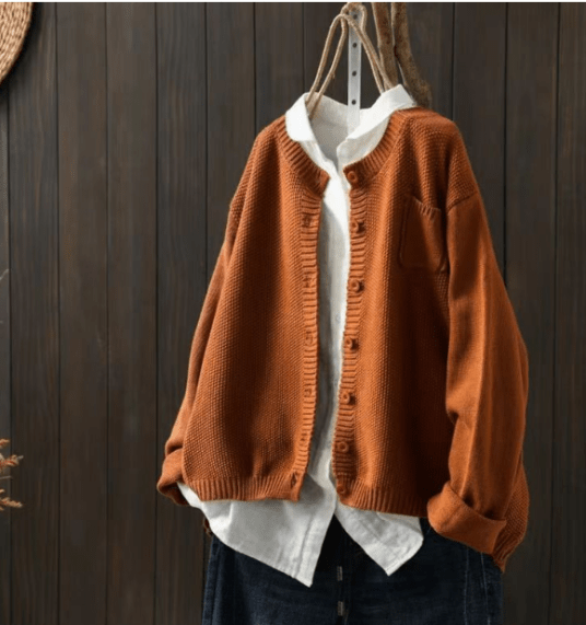 Cardigan élégant pour femme avec boutons