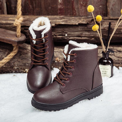 Bottes élégantes pour femme en cuir avec doublure intérieure