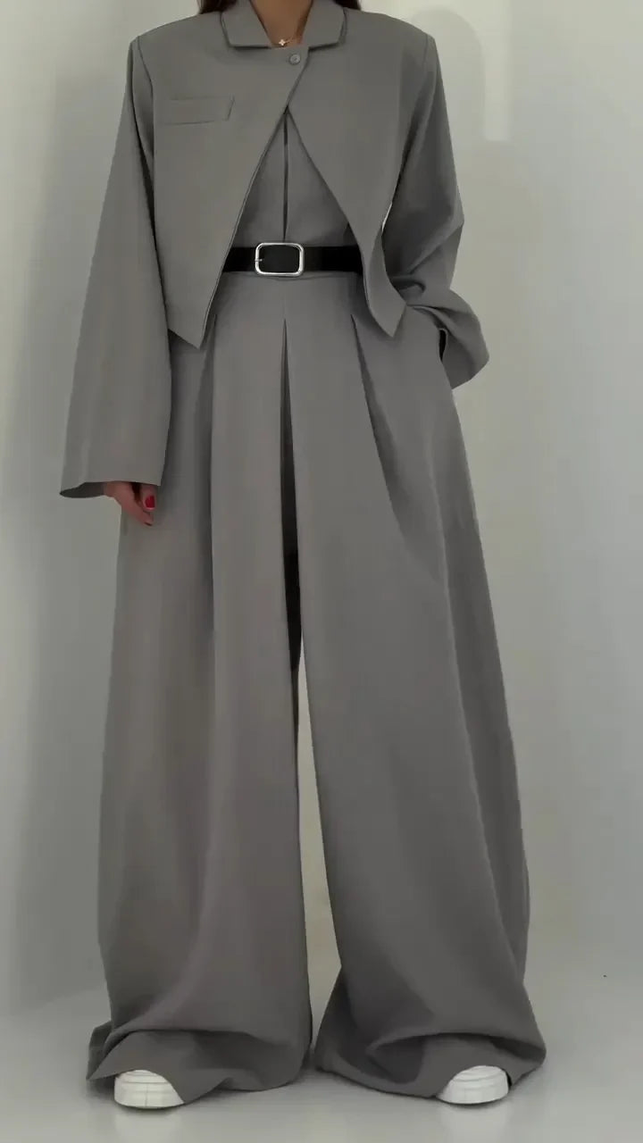 Ensemble léger veste et short femme pour l'été