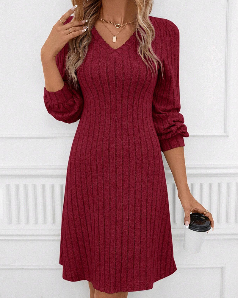 Robe femme élégante unie col en V