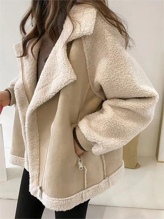 Grand Manteau en Cuir Vegan avec Col Montant