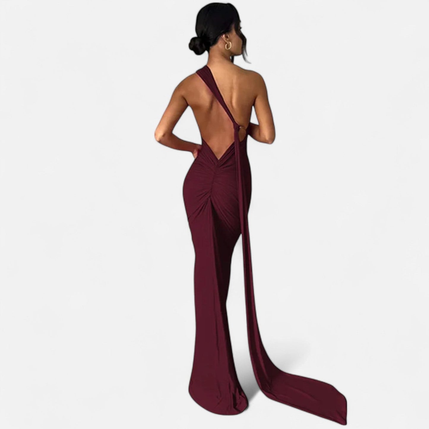 Robe longue femme, design élégant épaules dénudées