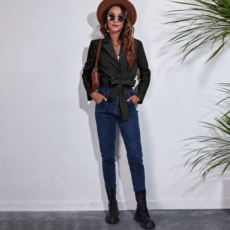 Veste crop stylée tendance pour femme