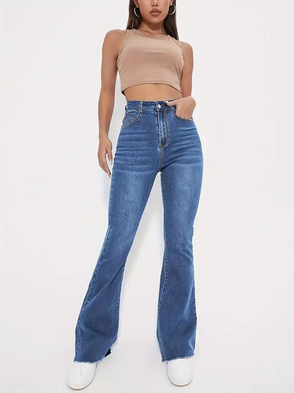 Jean skinny stylée avec ourlet brut
