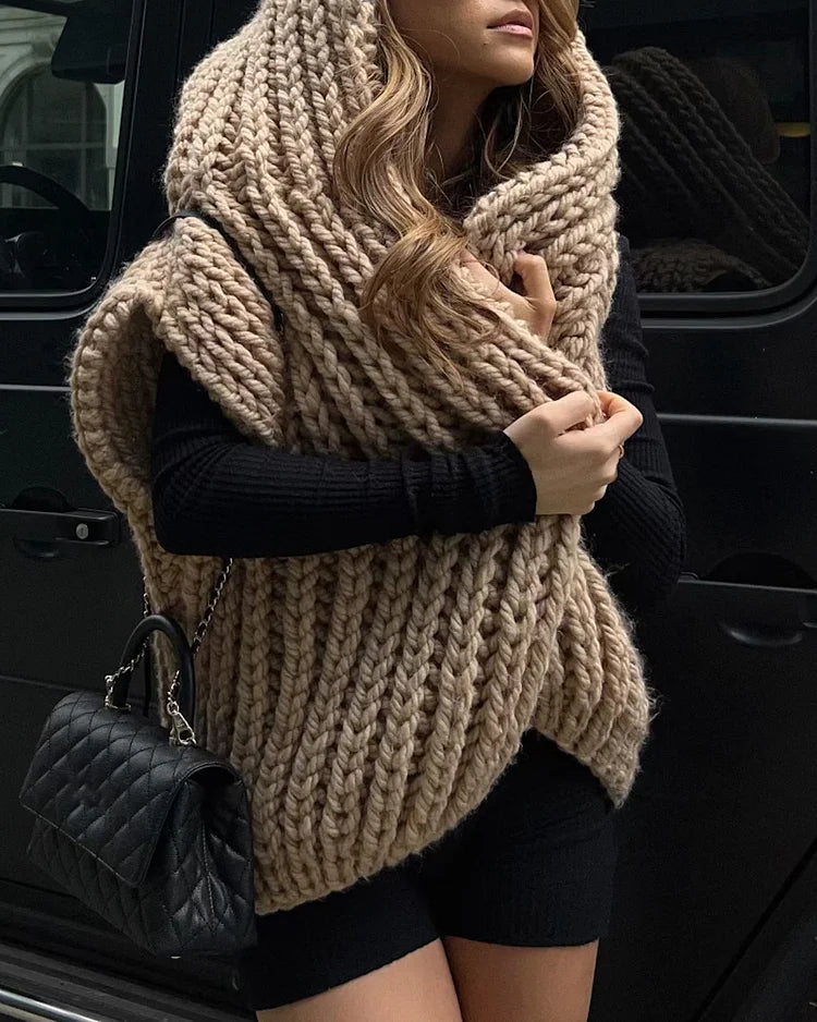 Pull en maille oversize à capuche