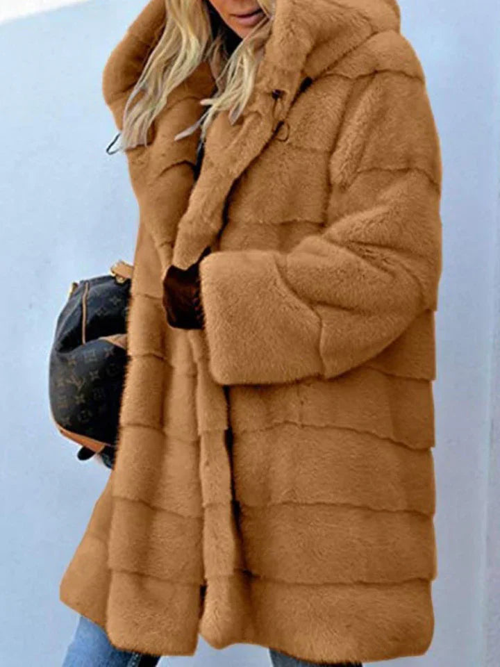 Parka en fausse fourrure avec capuche coupe oversize