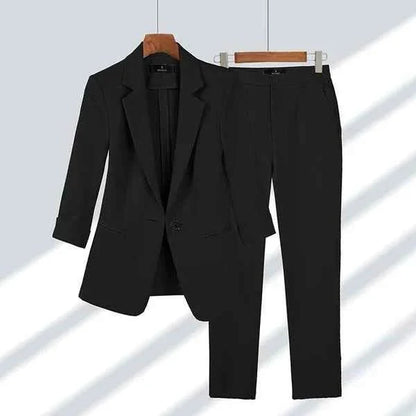 Ensemble costume tailleur élégant pour femme