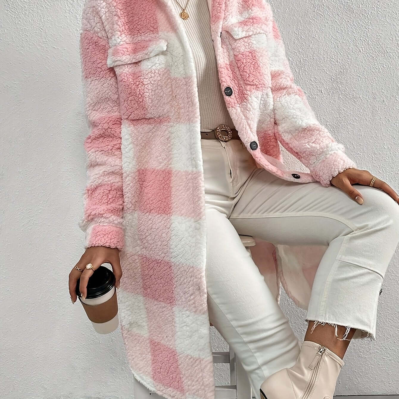 Manteau à carreaux élégant à manches longues pour femme