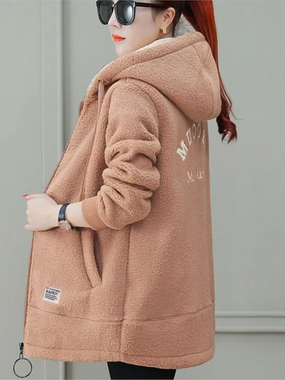 Manteau femme mi-long à capuche en polaire douce