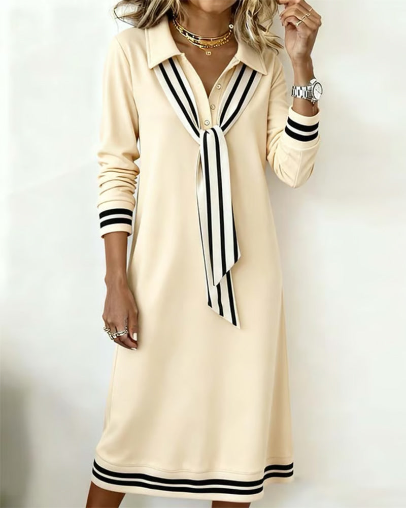 Robe élégante avec contraste et coupe droite