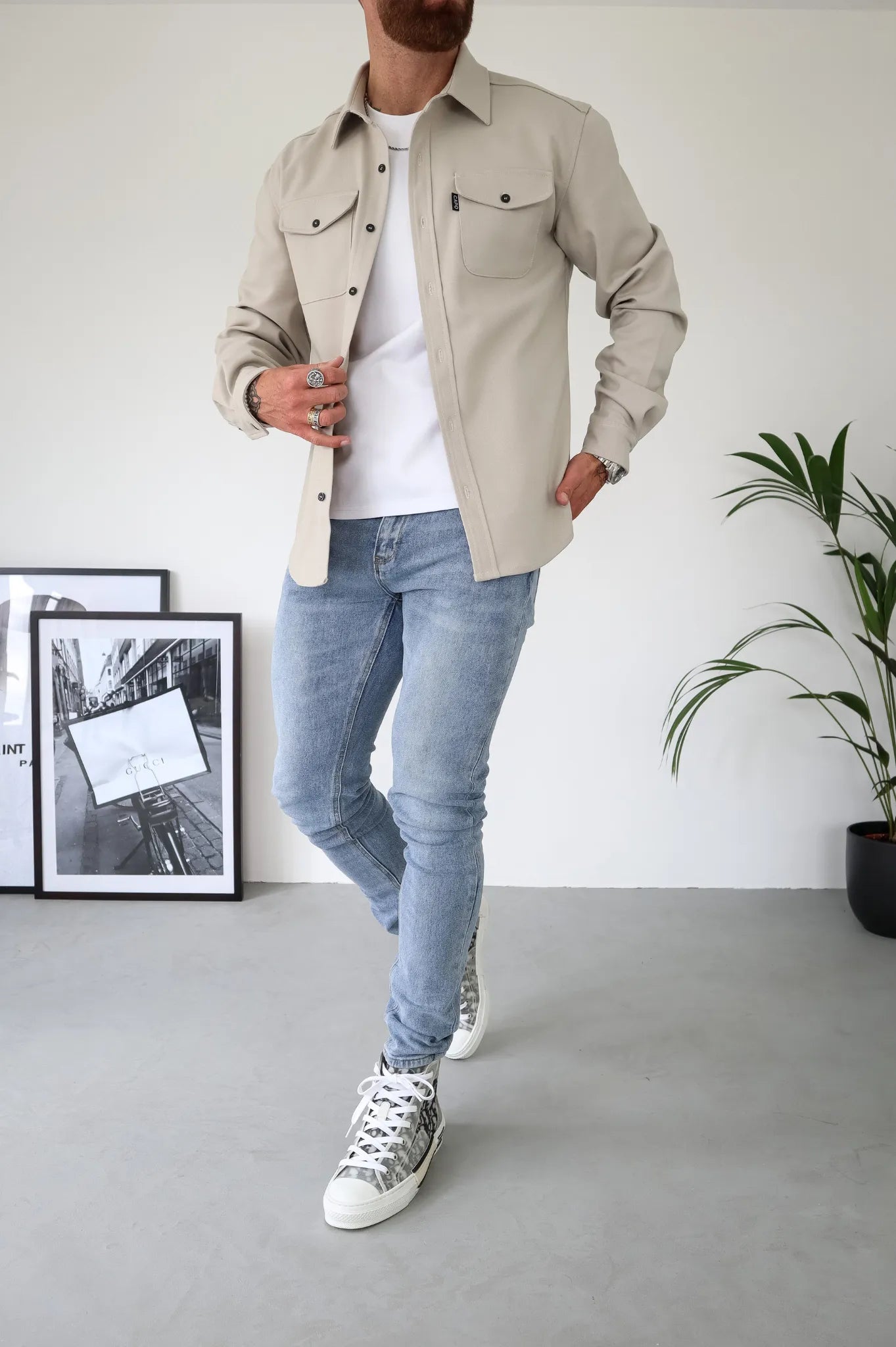 Veste élégante pour femme, style boutonné