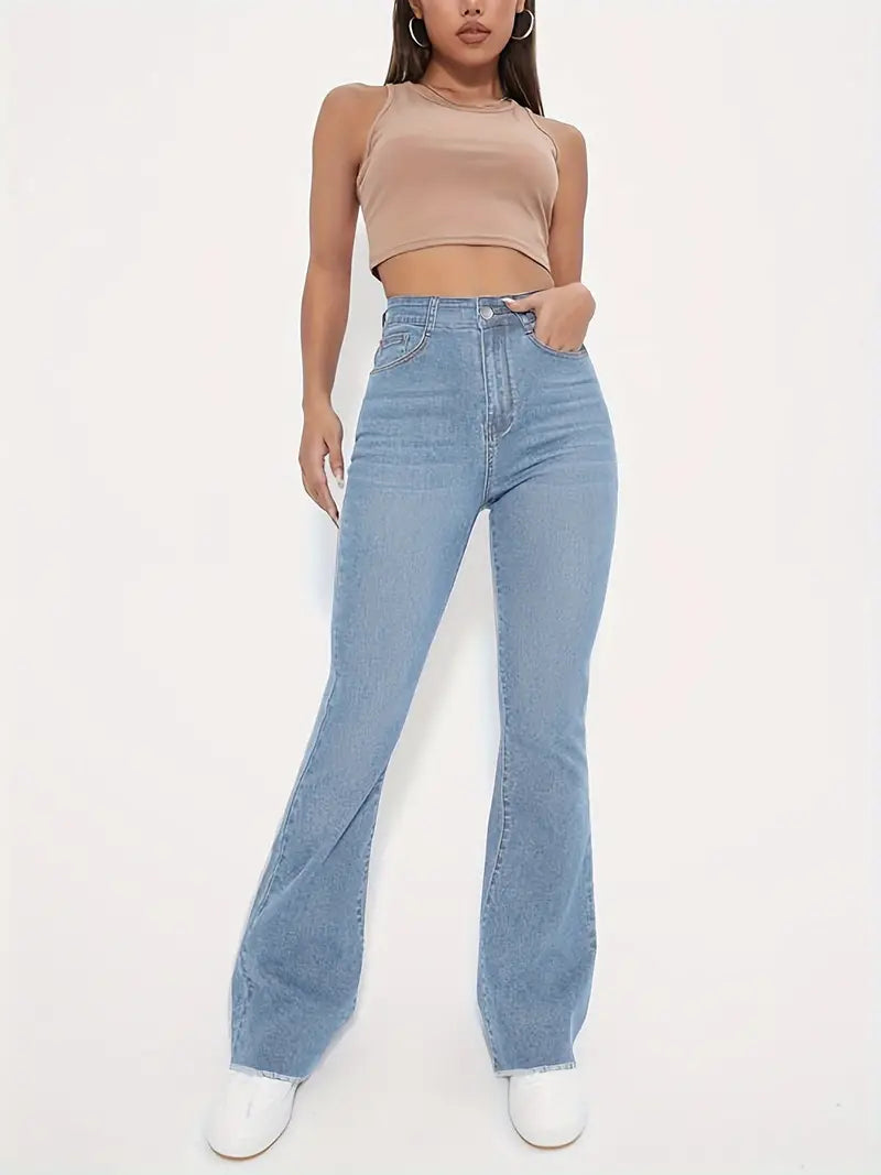 Jean skinny stylée avec ourlet brut
