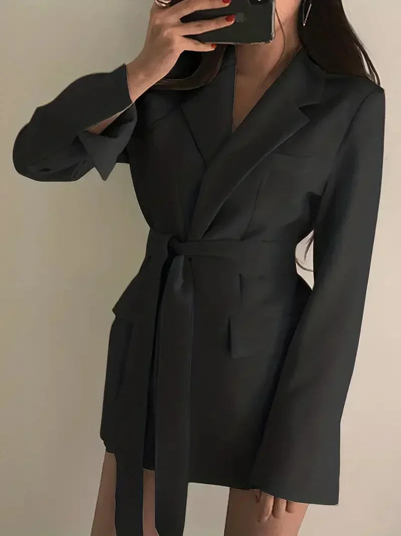 Robe-Blazer élégante courte pour femme