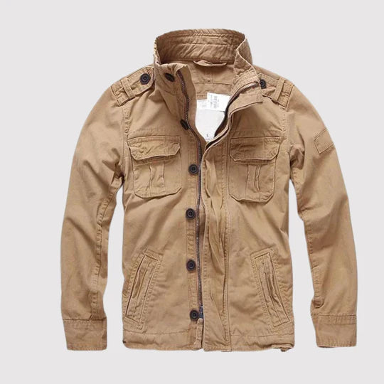 Veste outdoor pratique avec de nombreuses poches