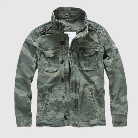 Veste outdoor pratique avec de nombreuses poches