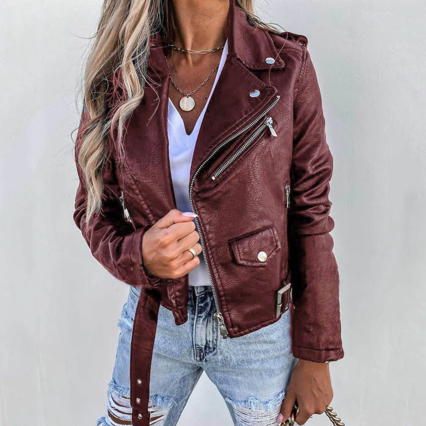 Blouson en cuir femme élégant, moderne, doublé