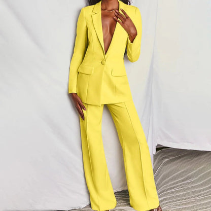 Ensemble tailleur élégant pour femme d'affaires
