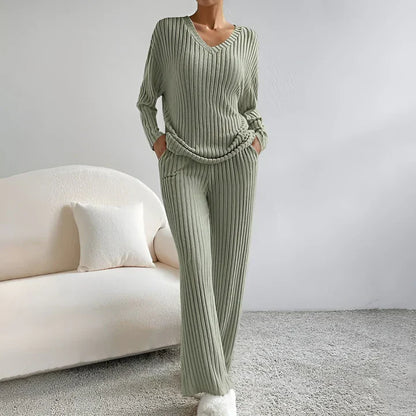Isla – Ensemble pull en maille et col en V pour femme