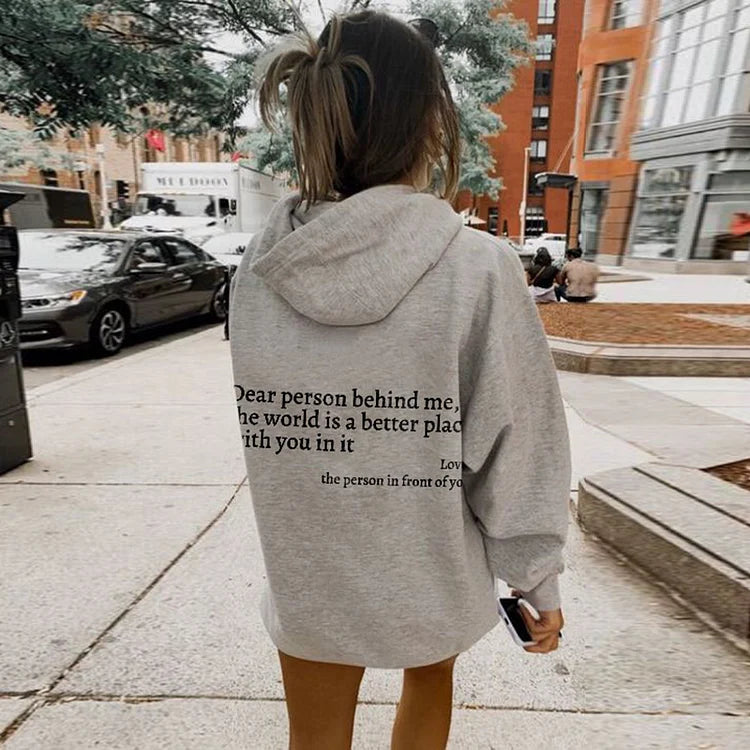 Sweat à capuche élégant avec design stylé dans le dos