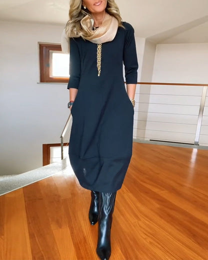 Robe d'été élégante col rond avec poche