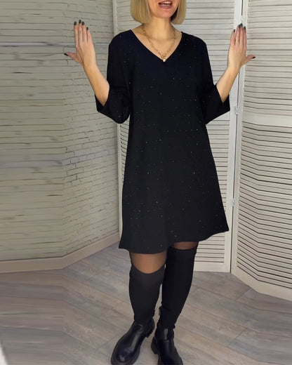 Kleid mit V-Ausschnitt und Dreiviertelärmeln → Elegantes Damenkleid V-Ausschnitt Stilvoll - IdealeKleiden