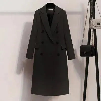 Manteau élégant pour femme, coupe droite moderne