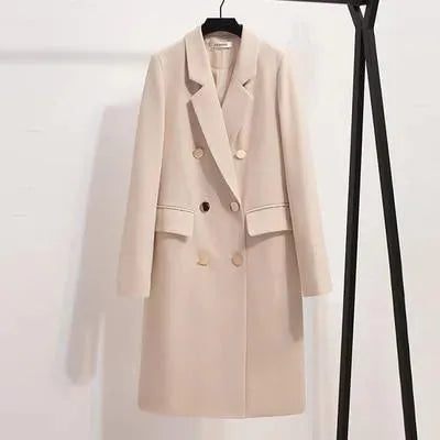 Manteau élégant pour femme, coupe droite moderne