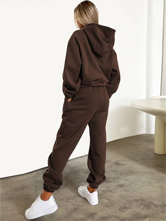 Ensemble de salon deux pièces pour femme avec imprimé tendance