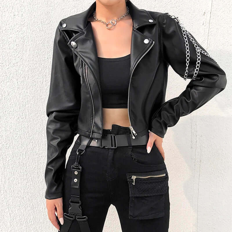 Veste en cuir femme coupe slim style métallique tendance
