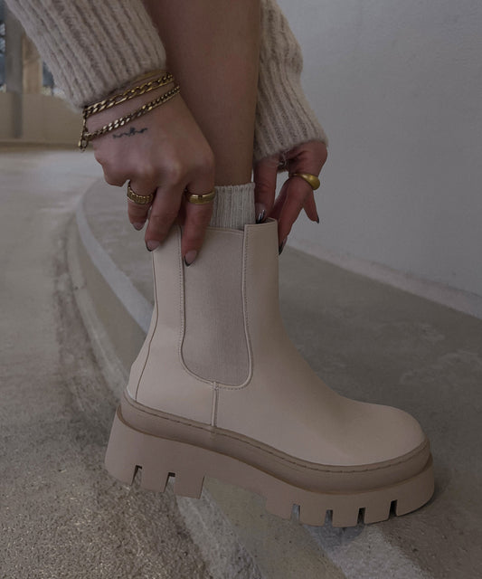 Kurze Stiefel Beige Damen - IdealeKleiden
