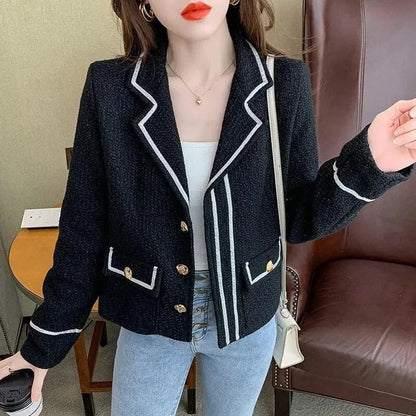 Veste courte en tweed boutonnée élégante pour femme
