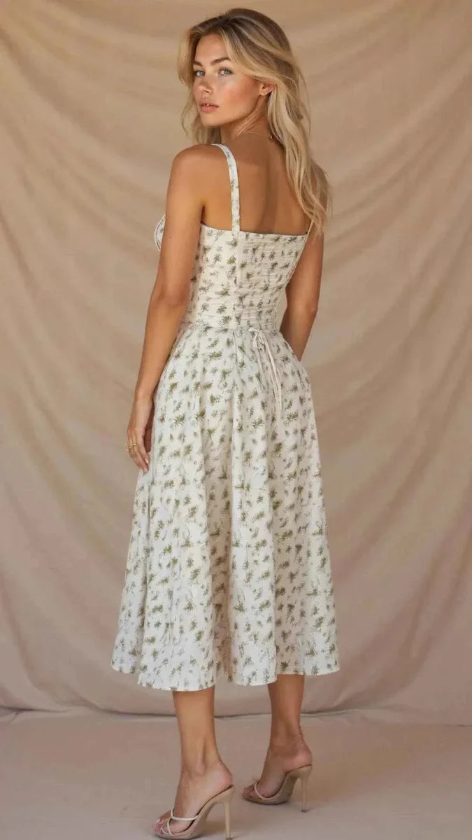 Robe féminine romantique à imprimé floral chic