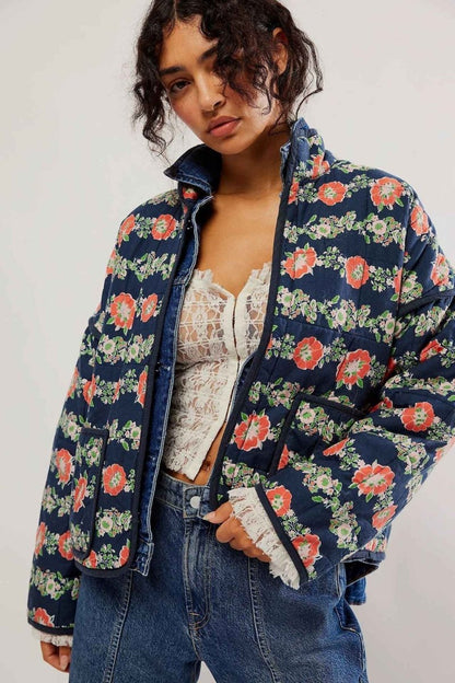 Parka matelassé avec patchs à clous