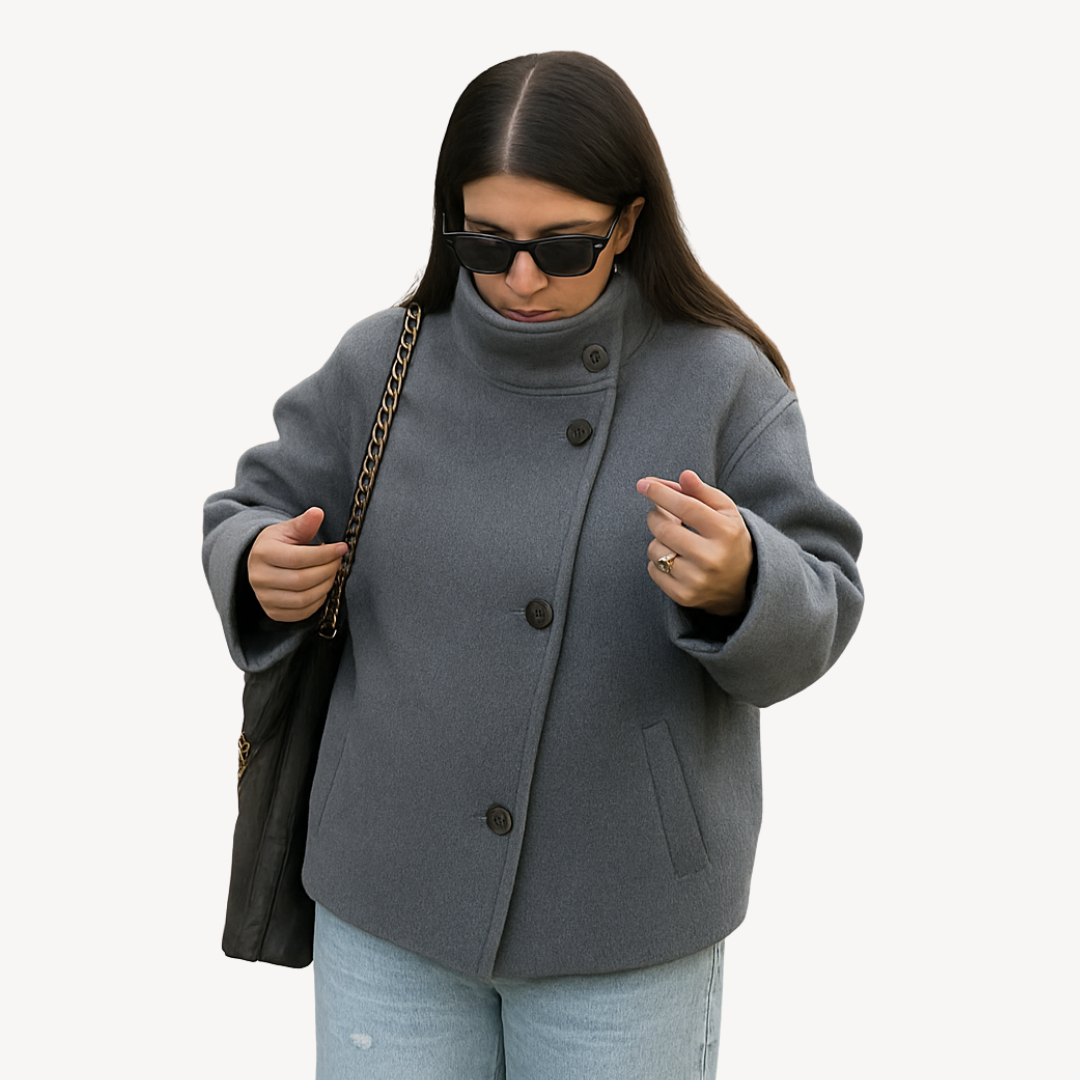 Manteau élégant pour femme avec boutons