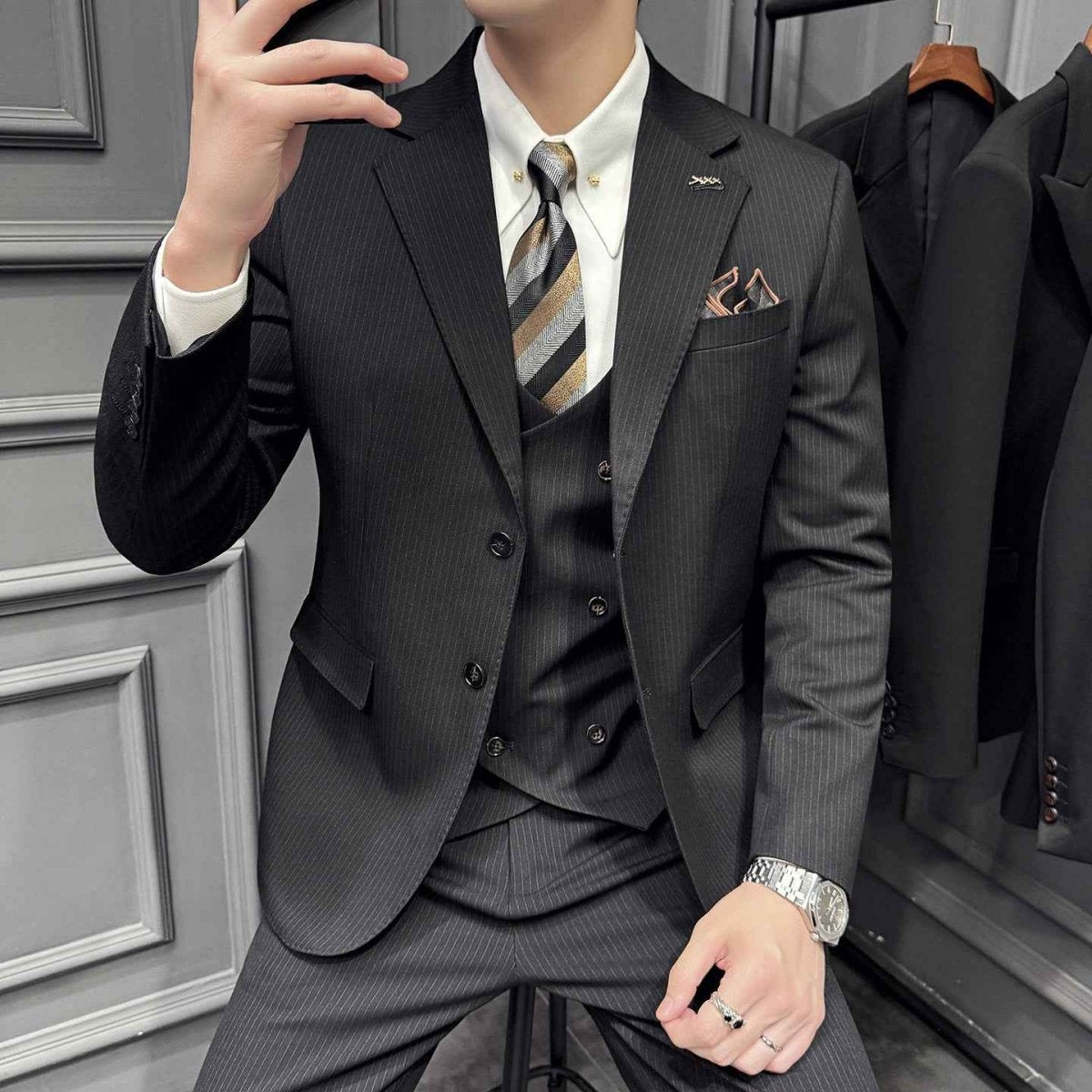 Costume business homme rayé