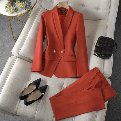 Tailleur-pantalon élégant pour femme
