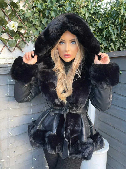 Veste à capuche douce blanche pratique