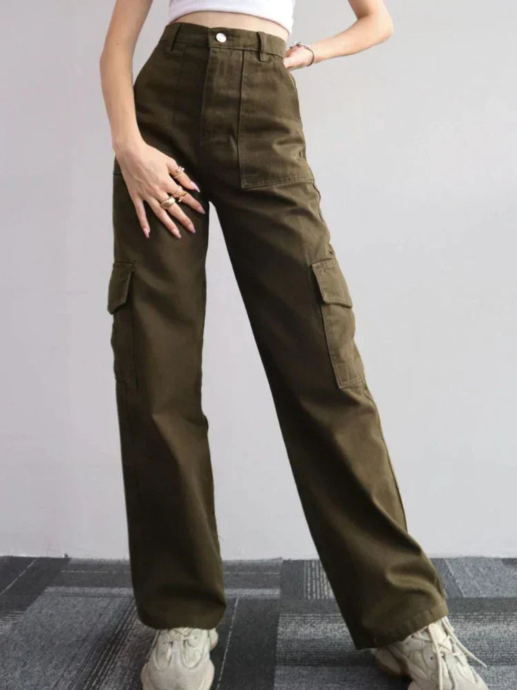 Pantalon cargo femme tendance et confortable avec poches