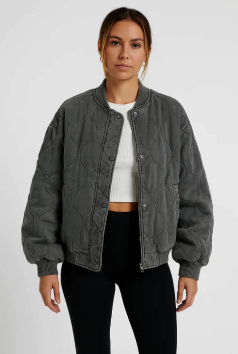 Große Steppjacke Bomberstyle Modern - IdealeKleiden