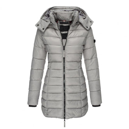 Doudoune femme coupe slim à capuche, chaleur et style